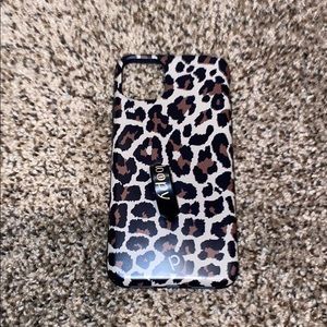 Leopard Loopy Case - iPhone 11 Pro Max